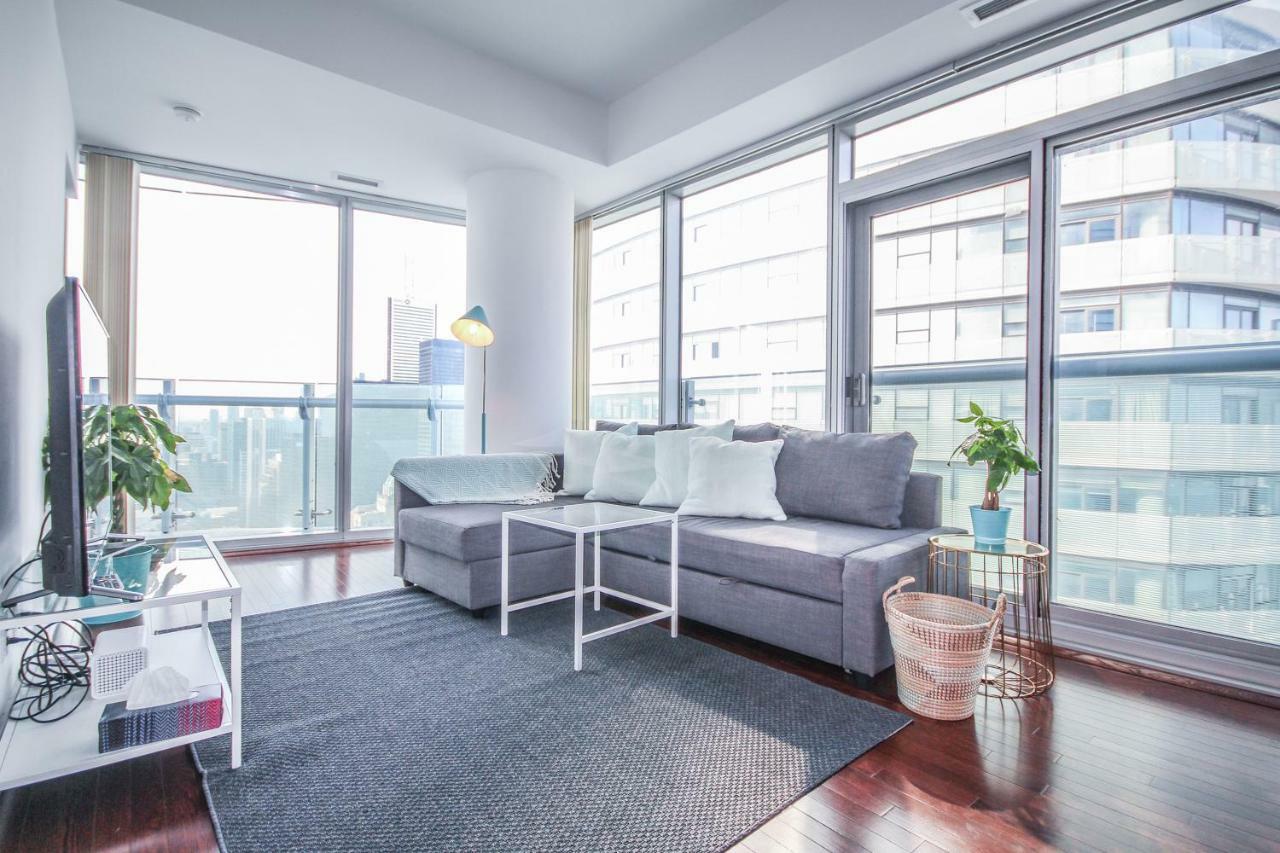 Sarkar Suites - Entertainment District 토론토 외부 사진