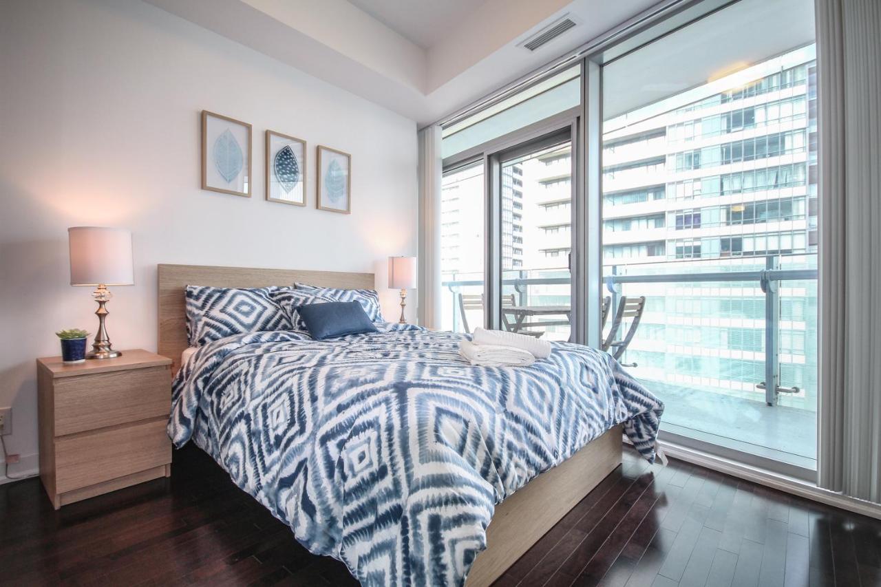 Sarkar Suites - Entertainment District 토론토 외부 사진